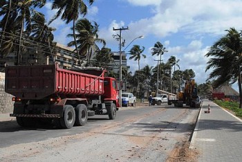 Obras interrompem o trânsito em Cruz das Almas