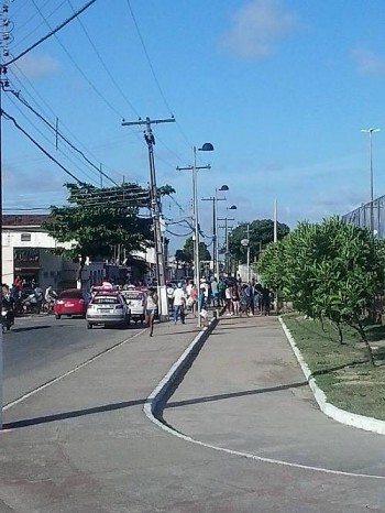 Homem fica ferido ao tentar impedir assalto no Benedito Bentes