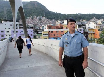 Major Edson Santos, que comandava UPP da Rocinha, é um dos dez PMs indiciados