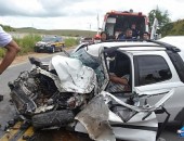 Grave acidente deixa três pessoas feridas na rodovia BR-101, em Novo Lino