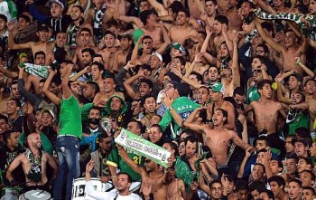 Torcida do clube marroquino que enfrentará o Atlético-MG