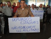 Após assembleia, militares saíram em caminhada até o Palácio República dos Palmares