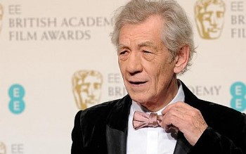 Ian McKellen, o Gandalf de "O Hobbit" e Magneto de "X-Men", revelou ter câncer de próstata no final de 2012