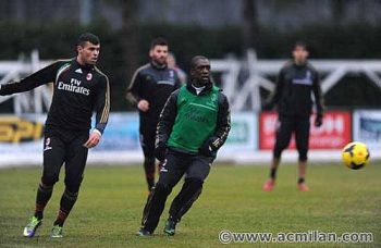 Seedorf comanda o seu primeiro treino no Milan