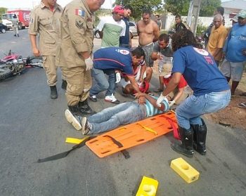 Colisão entre motocicletas deixa condutores feridos na AL-220