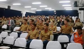 Bombeiros participam de cursos de pós-graduação