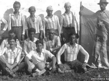 Símbolo na bandeira do time de futebol no interior de São Paulo era uma suástica