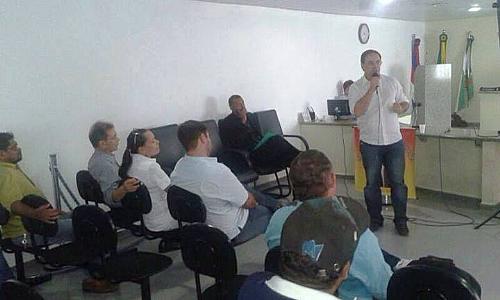 Luciano Barbosa fez palestra para pequenos produtores na Câmara de Capela