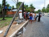 Colisão em poste deixa dois mortos em Riacho Doce