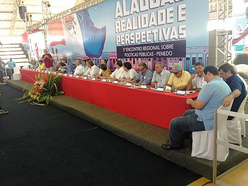 Encontro da Oposição em Penedo definiu que nome do candidato ao governo sai até o final de abril