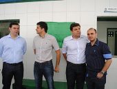 Rui Palmeira inaugura novo terminal e repercute pesquisa de desempenho