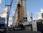 Técnicos dão início à remoção de placas de concreto do silo do Motrisa