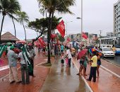 Chuva afugentou os participantes nas primeiras horas da manhã