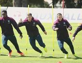 Lallana, Welbeck, Cahill, Milner e Gerrard fazem treino para chegarem a Manaus acostumados com o calor