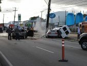 Acidente com três veículos provoca ataque de abelhas e deixa feridos