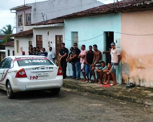 Homem tem casa invadida e é morto na própria cama