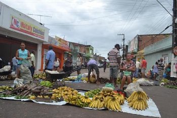 Protesto contra decisão judicial que impede a realização da Feira da Reforma Agrária