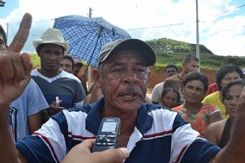 Famílias dizem estarem unidas, após saber do prazo para desocupação e prometem resistência