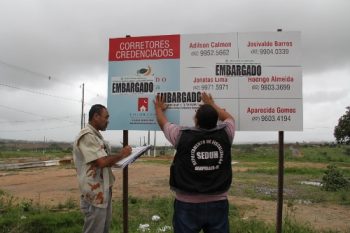 Prefeitura suspende alvará de condomínio residencial