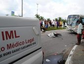 Segundo testemunhas, motociclista invadiu a contramão causando o acidente