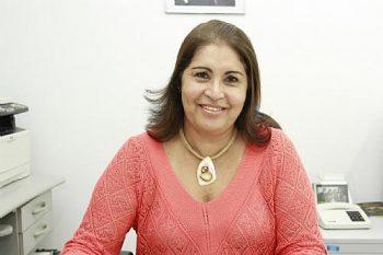 Laudirege Fernandes - secretária de Educação