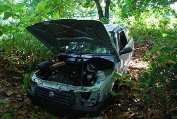 Com os acusados foram encontradas armas e um carro de luxo.