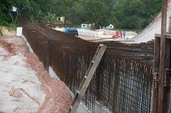 Obras de drenagem no Tabuleiro