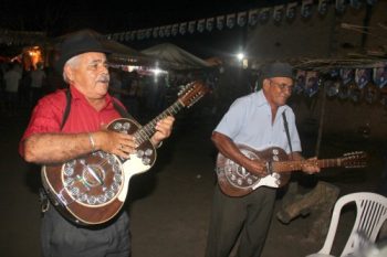 Violeiros e emboladores