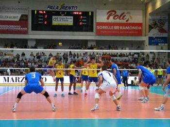 Equipe de Bernardinho levou a melhor nos jogos contra França, Bulgária, Sérvia e a seleção italiana