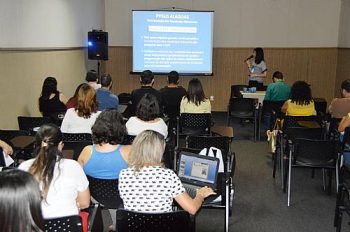 Seminário do PPSUS apresenta projetos de plantas medicinais e fitoterápicos