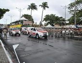 Soldado Izabelle é homenageada durante desfile cívico