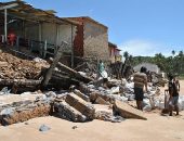 Maré subiu vários metros e destruiu até estátua da Sereia no Litoral Norte