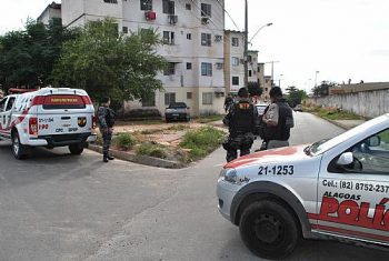 PM negocia com militar que ameaça se matar em residencial