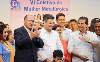 Alckmin acompanha presidenciável Aécio Neves no VI Coletivo da Mulher Metalúrgica, em São Paulo (18/9)