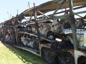 Motorista afirma que perdeu o controle da direção.