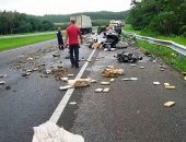 Maconha ficou espalhada por mais de 200 metros de pista