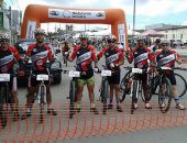 Atletas da equipe durantes treinamento para o Desafio Internacional de Ciclismo