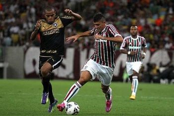 Fluminense vence o clássico e amplia crise no Botafogo