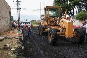 Obras de Pavimentação no Santa Amélia