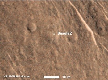 Foto divulgada pela Nasa mostra sonda Beagle 2, perdida em 2003 e encontrada por satélite que orbita Marte