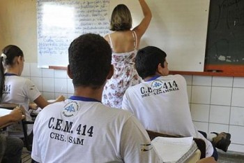 Reformar o currículo do ensino médio é desafio, segundo Cid Gomes