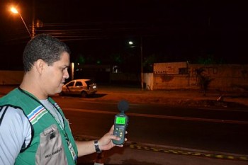 Fiscalização autua bar e evento por descumprimento de legislação ambiental