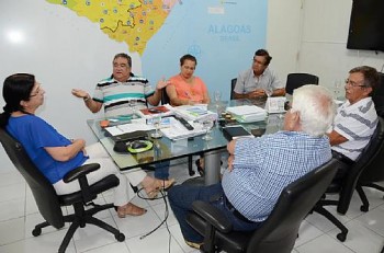 Secretária de Saúde garante porta aberta para o Movimento Unificado