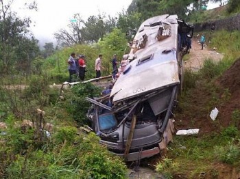 Ao menos 9 morreram no acidente de ônibus