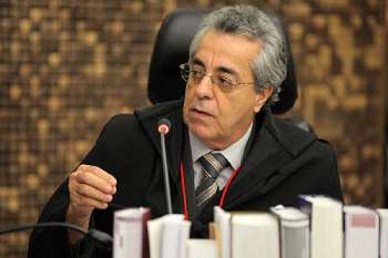 Caio Loureiro