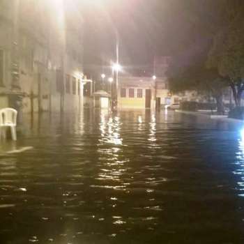 Jaraguá estava alagado no final da tarde