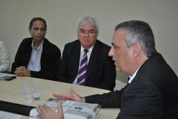 Ampal e MP se reúnem com o secretário Alfredo Gaspar de Mendonça para prestar solidariedade (Foto: João Urtiga / Alagoas 24 Horas)