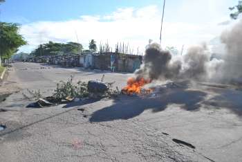 Protesto no Dique Estrada