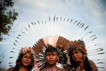 Índios Karajá Xambioá se reúnem em área próxima da Aldeia Okara, onde as etnias brasileiras estão hospedadas em Palmas para os Jogos Mundiais Indígenas 