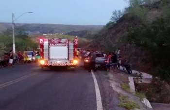 Acidente deixa três pessoas feridos na rodovia AL-225